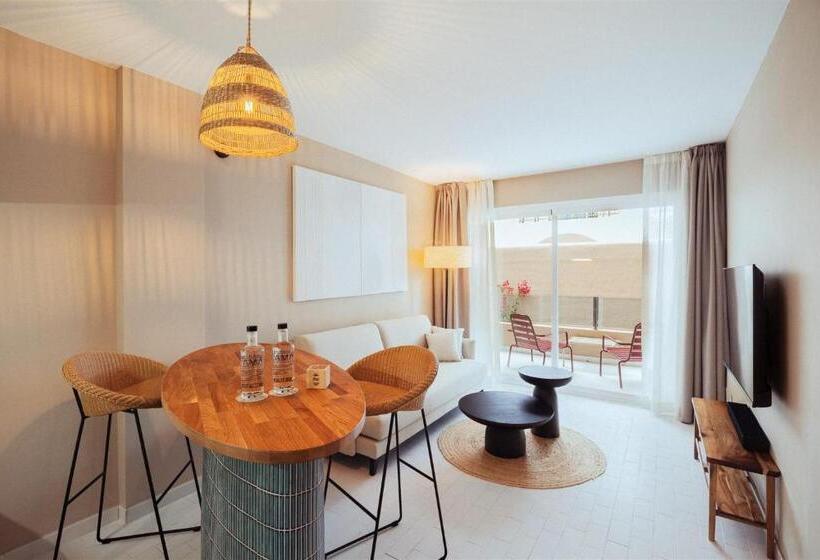 庭の見えるジュニアスイート, Ama Ibiza