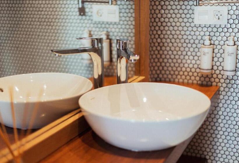 デラックススイート, Ama Ibiza