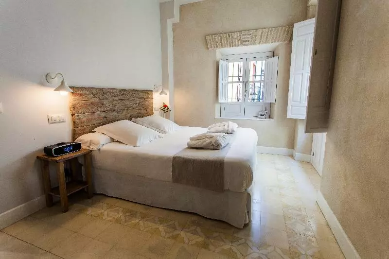 اتاق استاندارد, Boutique Elvira Plaza