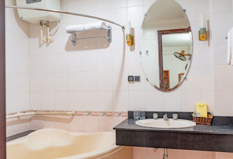 سوییت لوکس, Draco Qk3 Cat Ba