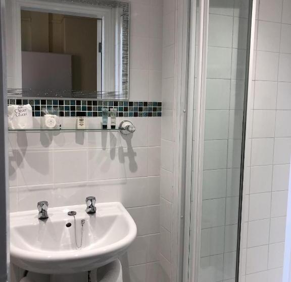 غرفة قياسية, Edendale House