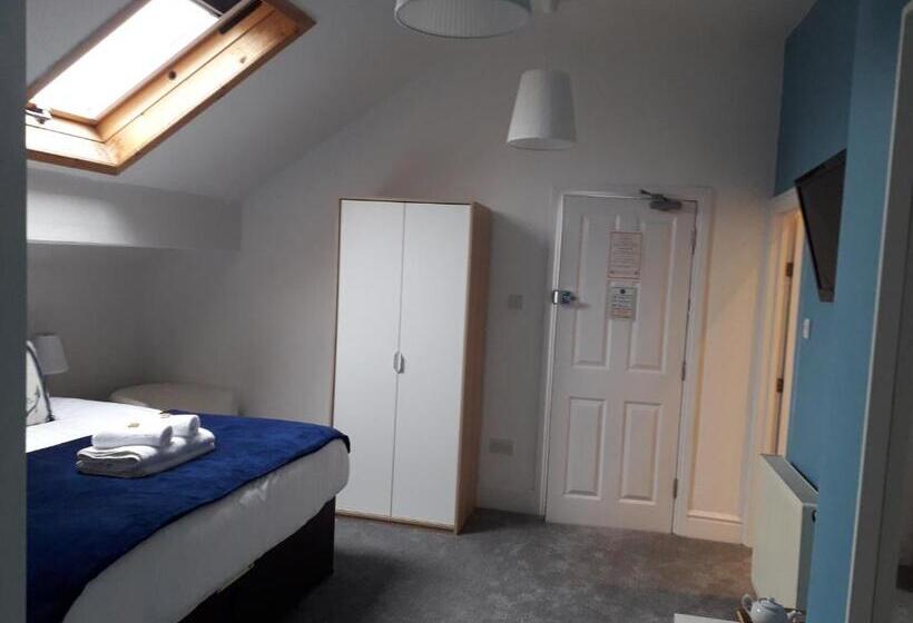 غرفة قياسية رباعية, Edendale House