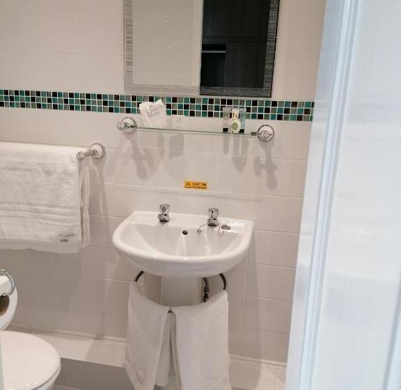 غرفة قياسية, Edendale House