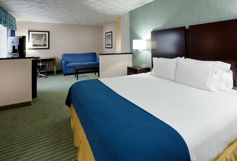 Suíte, Holiday Inn Express & Suites Smithfield   Providence, An Ihg