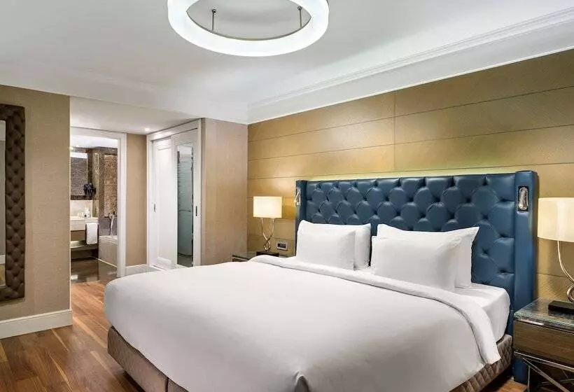 スーペリアースイート, Radisson Blu Hotel, Istanbul Sisli