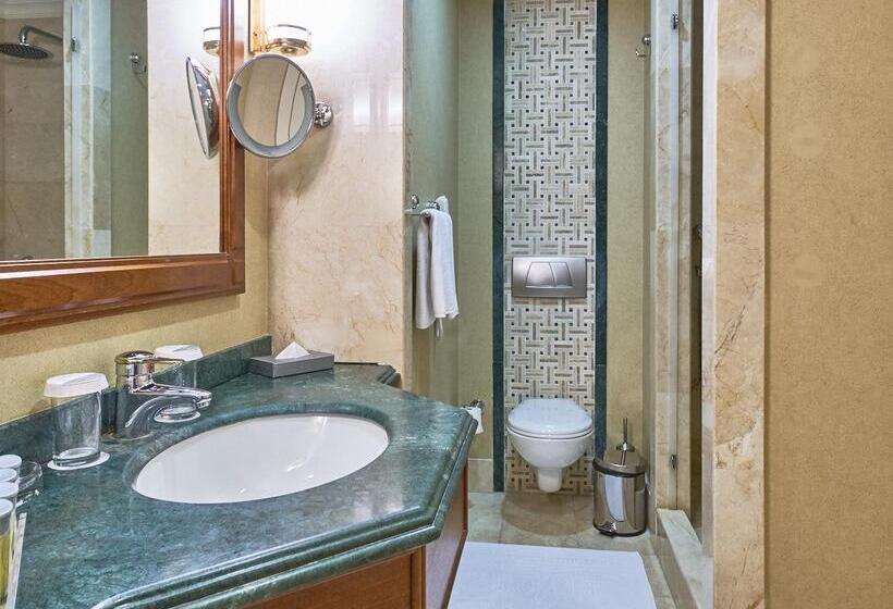 キングサイズベッドのデラックスルーム, Rixos President Hotel Astana