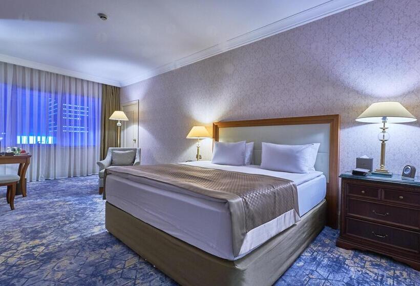 キングサイズベッドのデラックスルーム, Rixos President Hotel Astana