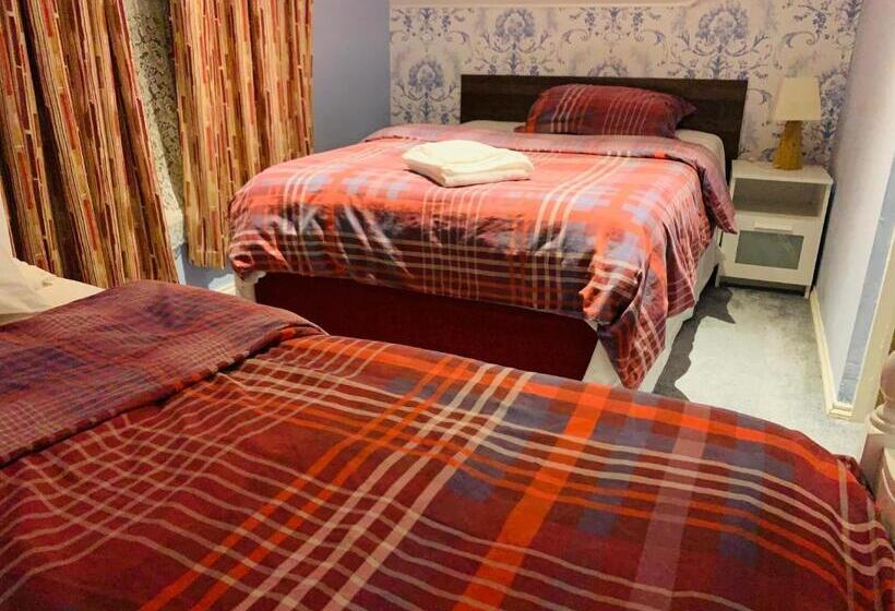 スタンダードトリプルルーム, Swandown