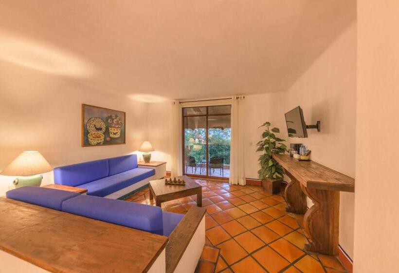 חדר סופריור עם מיטת קינג, Tapalpa Country Club