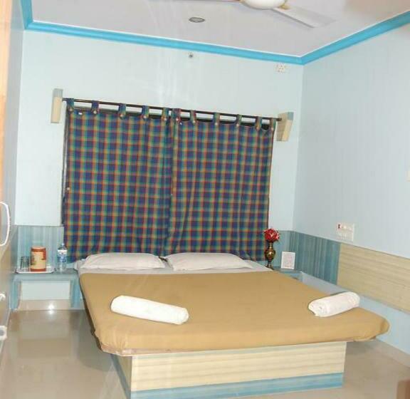 Standard-huone, Utsav