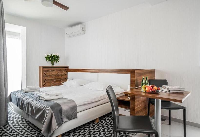 Classic studio with balcony, Aparthotel Vanilla