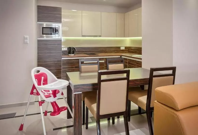 آپارتمان خانوادگی, Aparthotel Vanilla
