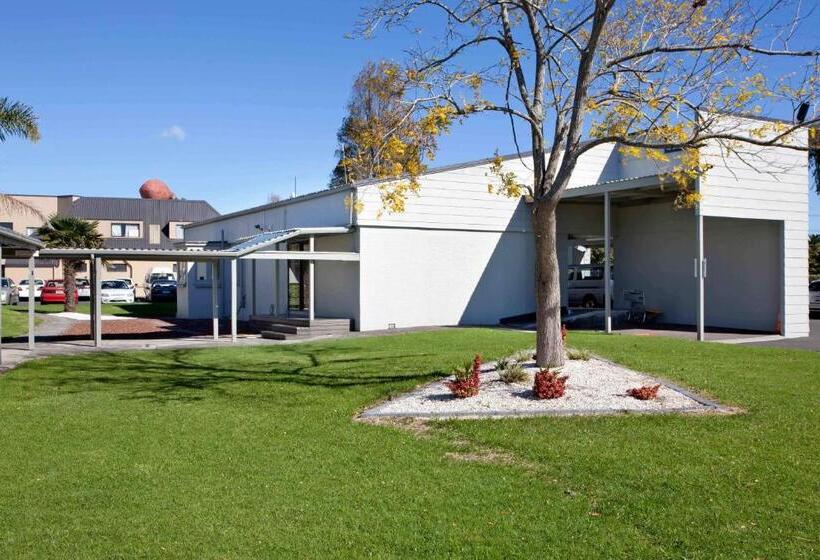 إستوديو كلاسيكى, Auckland Airport Kiwi Motel