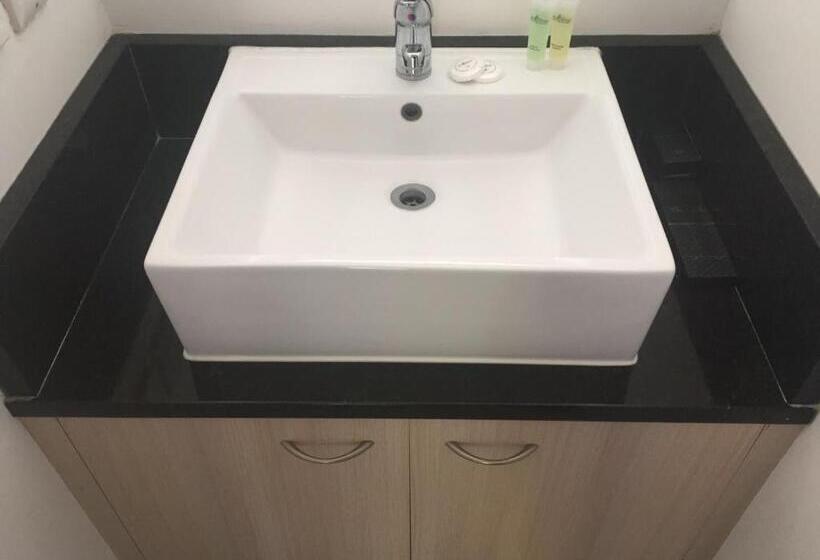 غرفة عائلية, Auckland Airport Kiwi Motel