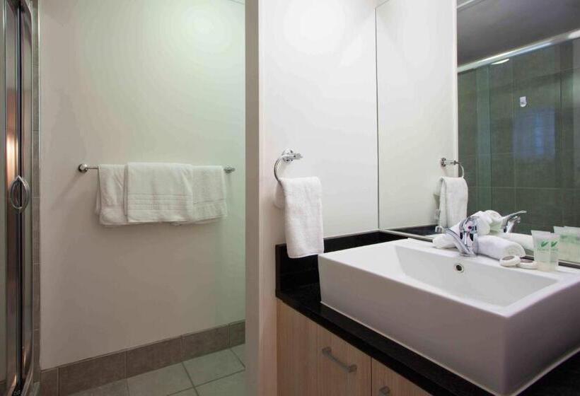 Семейный Номер, Auckland Airport Kiwi Motel