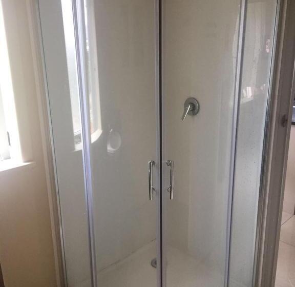 شقة غرفة واحدة, Auckland Airport Kiwi Motel