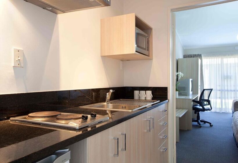 إستوديو بريميوم, Auckland Airport Kiwi Motel