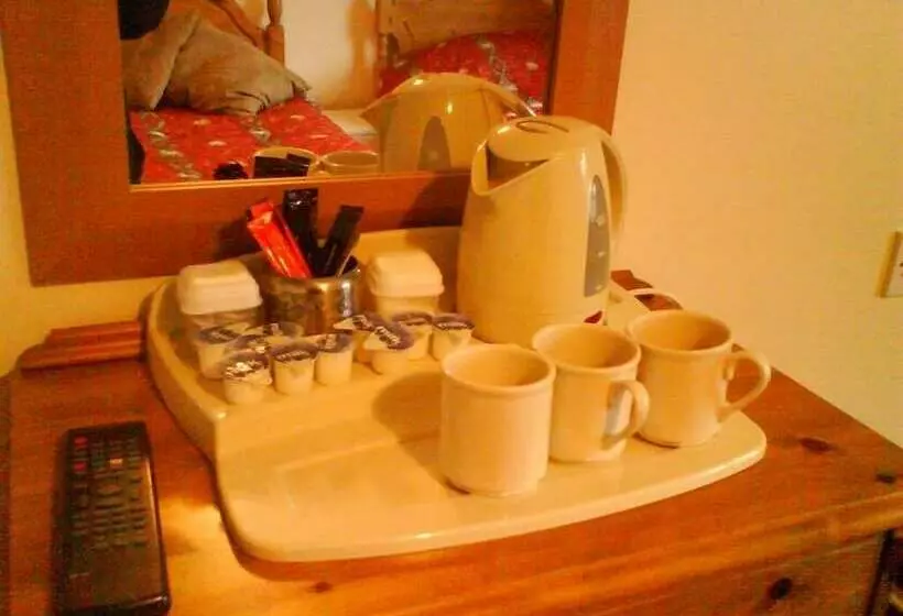 اتاق استاندارد سه نفره, Causeway Tavern Bed & Breakfast