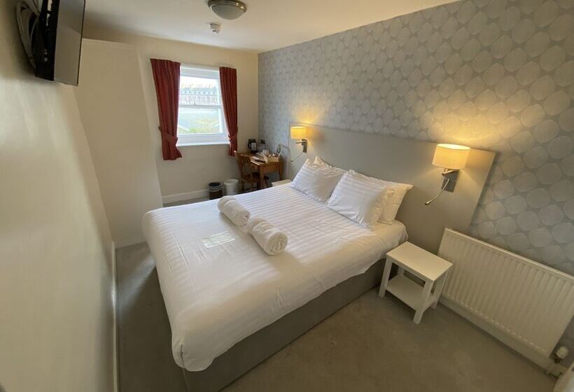 オーシャンビュースタンダードルーム, Alexandra