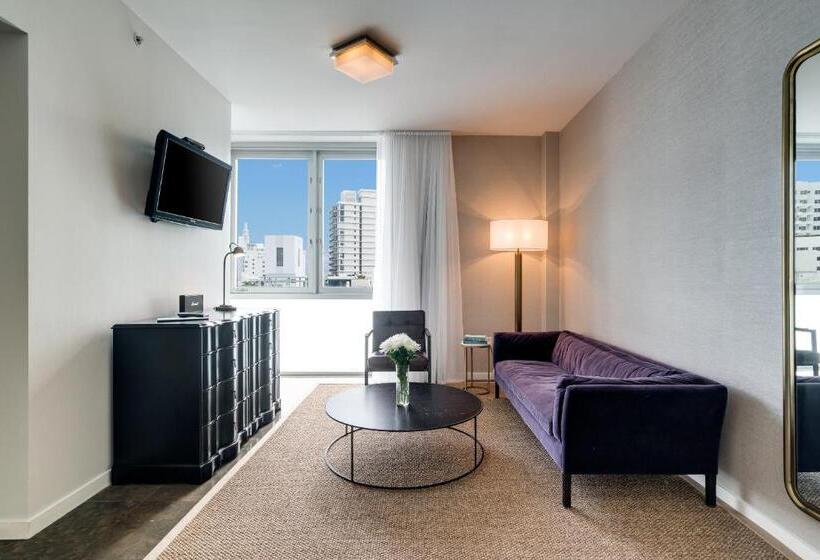 סוויטה, Boulan South Beach