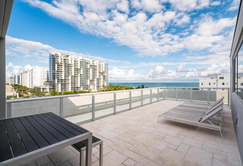 סוויטת פנטהאוז, Boulan South Beach