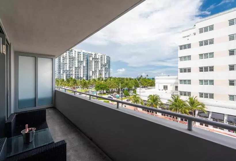 Sviitti Merinäkymä, Boulan South Beach