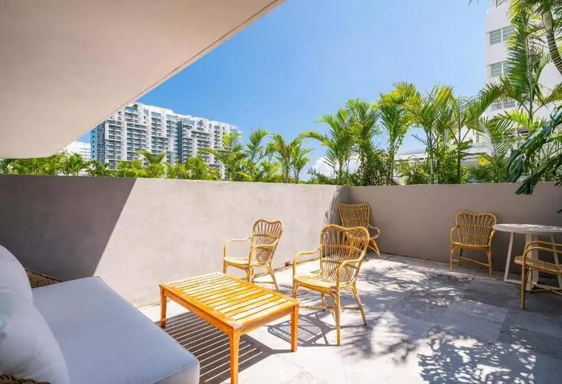 Juniorsviitti Terassi, Boulan South Beach