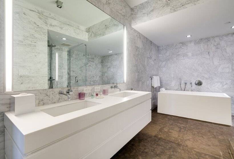 סוויטה, Boulan South Beach