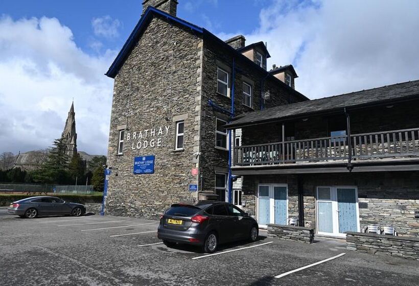 חדר משפחתי, Brathay Lodge