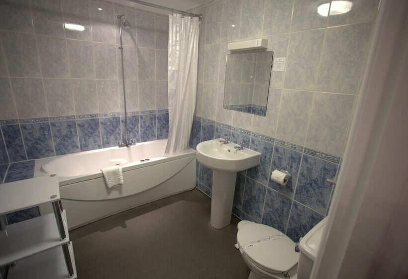 חדר משפחתי, Brathay Lodge