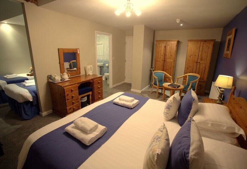 חדר משפחתי, Brathay Lodge