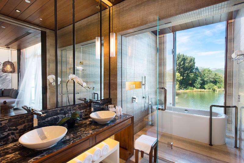 جناح سرير كينج, Comfort Suites At Par 4 Resort