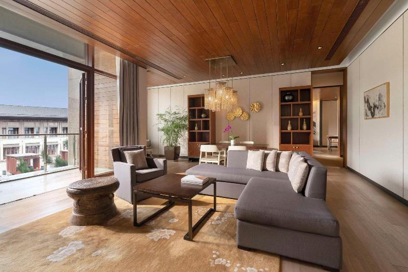 جناح سرير كينج, Comfort Suites At Par 4 Resort