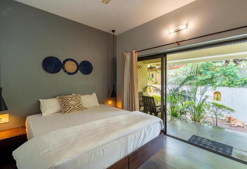 スタンダードルーム, The Banyan Soul