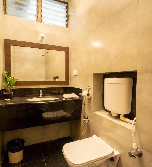 デラックスルーム, The Banyan Soul