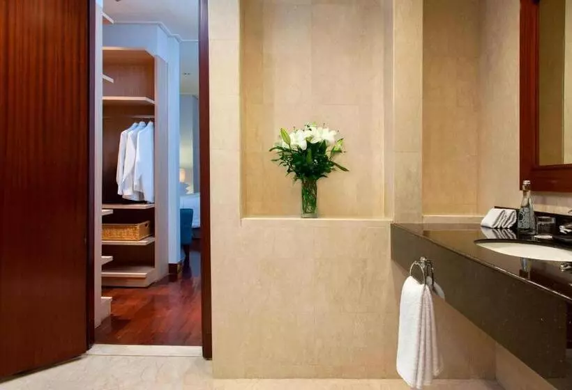 エクゼクティブアパートメントの３ベッドルーム, The Mayflower, Jakarta Marriott Executive Apartments