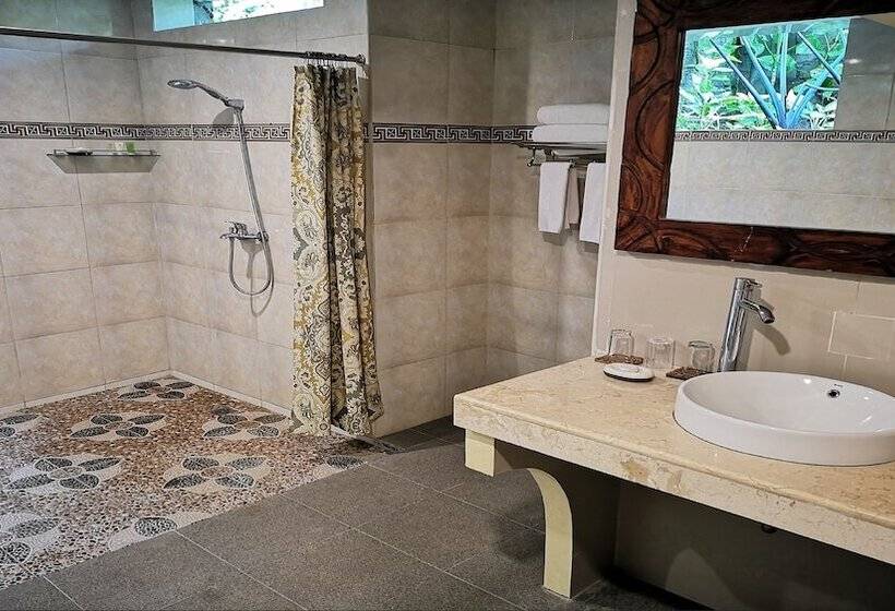 Вилла с 1 спальней и бассейном, Villa Nirvana