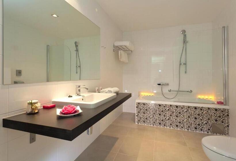 Люкс Deluxe Вид на Море, Boutique Hotel Life