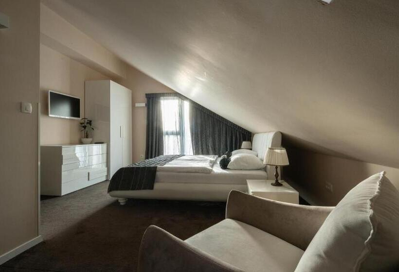 Президентский Люкс, Boutique Hotel Life