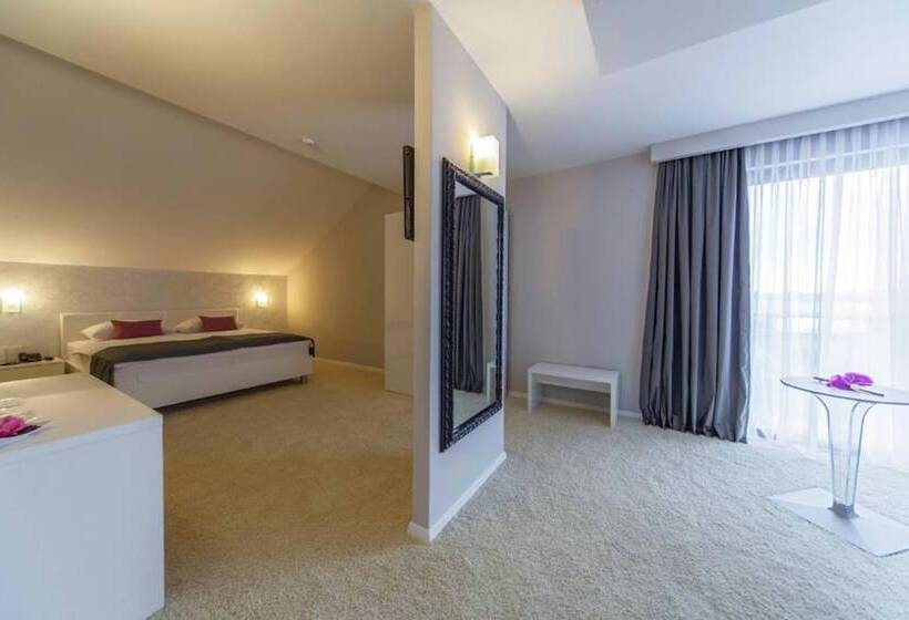 Люкс Deluxe Вид на Море, Boutique Hotel Life