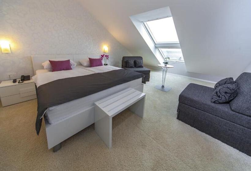 Люкс Deluxe Вид на Море, Boutique Hotel Life