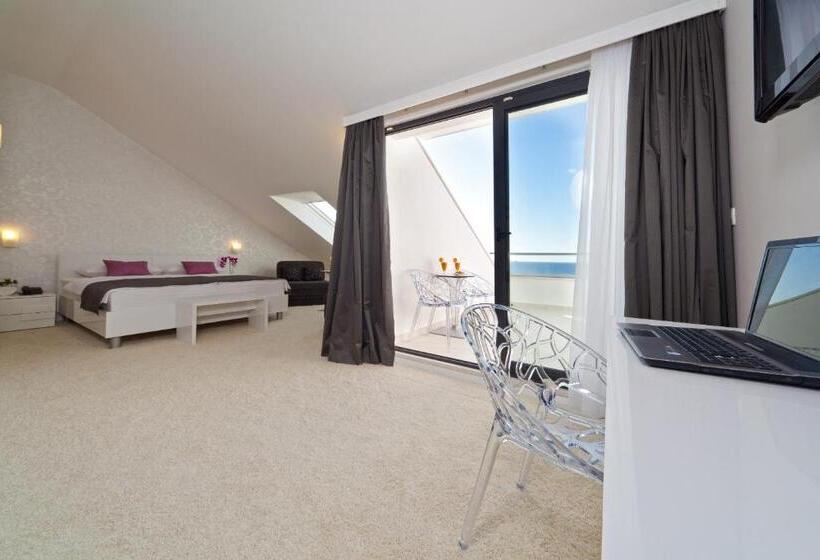 Люкс Deluxe Вид на Море, Boutique Hotel Life