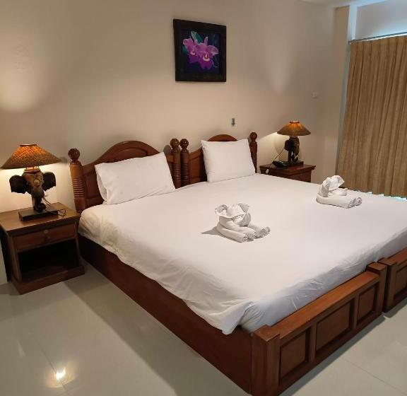 غرفة قياسية, Aonang Goodwill