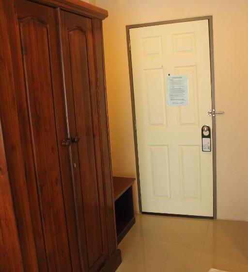 غرفة قياسية, Aonang Goodwill