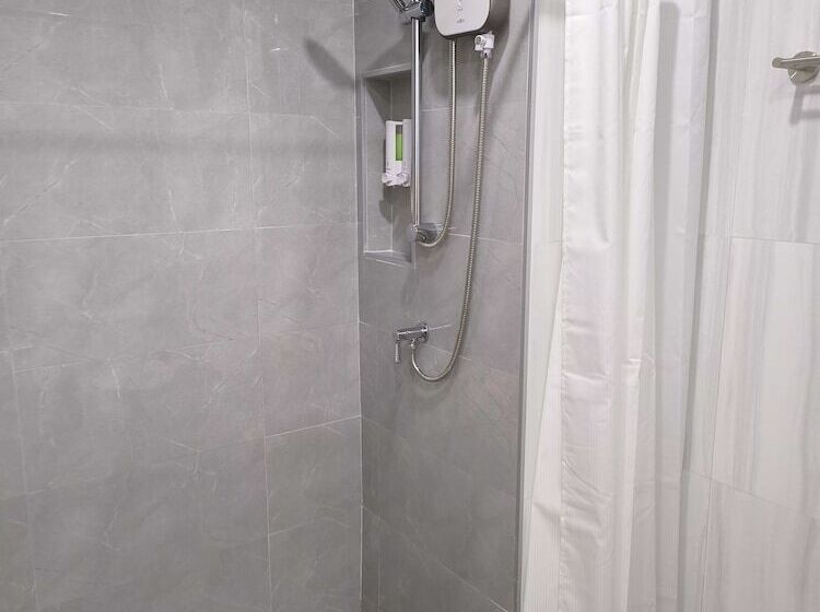 غرفة قياسية, Aonang Goodwill