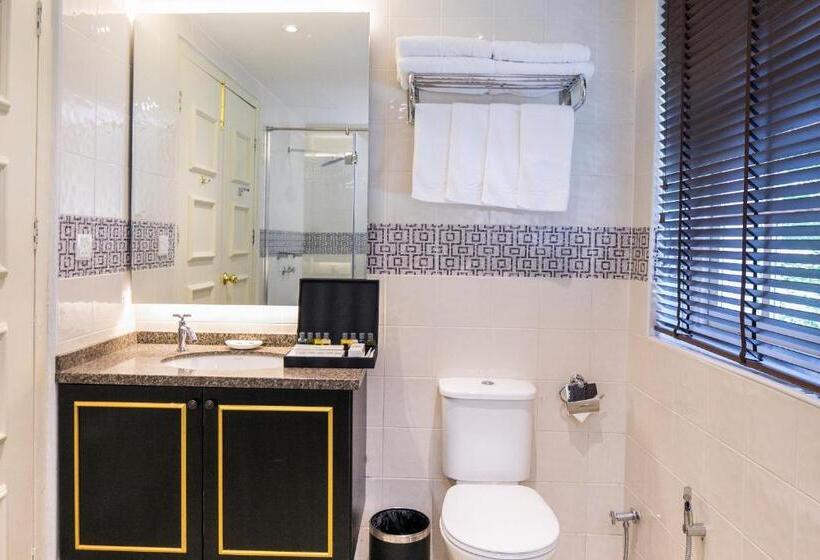 סוויטה משפחתית, Apple Heritage