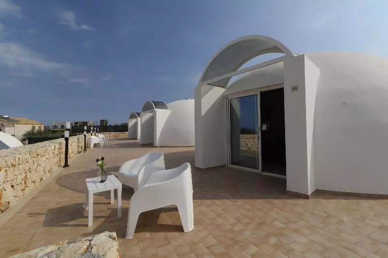 اتاق سوپریور, Capo Campolato