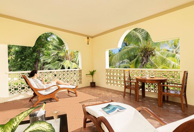 סוויטת ג'וניור, Diamonds Dream Of Africa