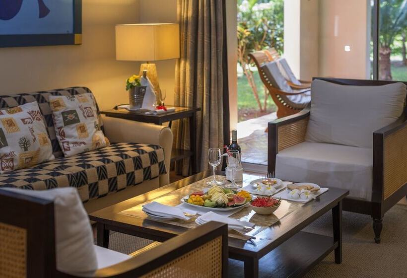 סוויטת ג'וניור, Diamonds Dream Of Africa