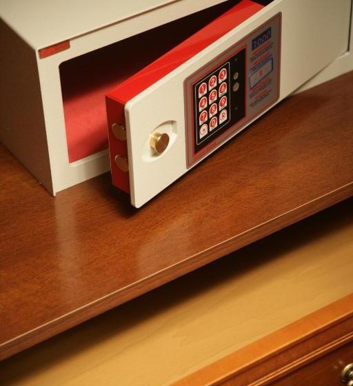 اتاق لوکس, Grand Tien Shan